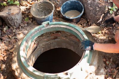 Cistern Cleaning And Leak Repair